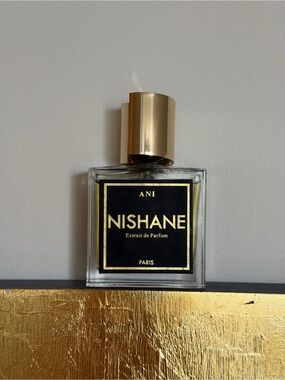 ANI Extrait de Parfum - Gold & Black Bottle